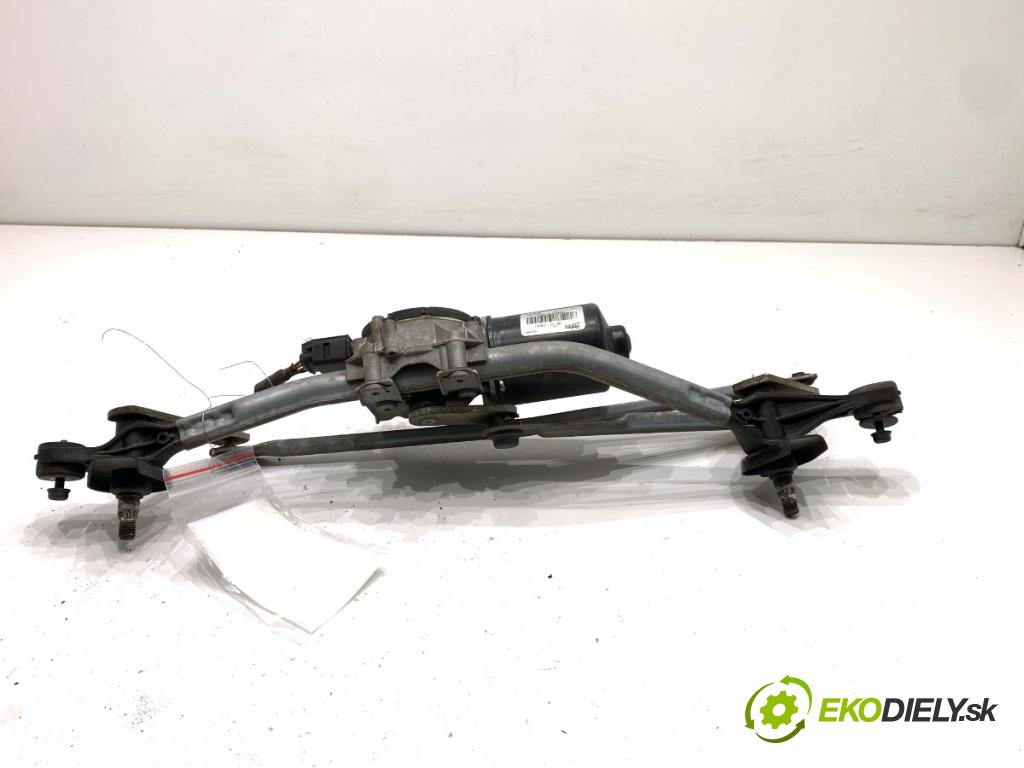 HYUNDAI i20 II liftback 2015 74 kW 1.4 1368 Mechanizmus stieračov predný 98100-C8000 (Motorček stieračov predný)