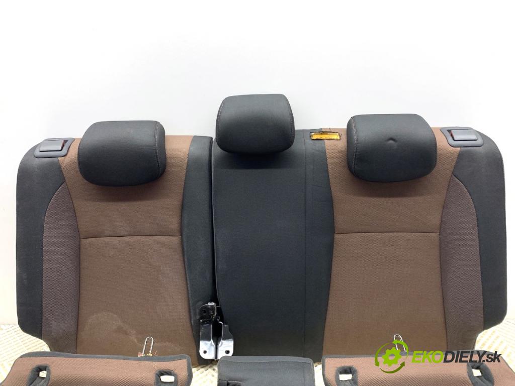 HYUNDAI i20 II liftback 2015 74 kW 1.4 1368 Sedadlo druhý rad