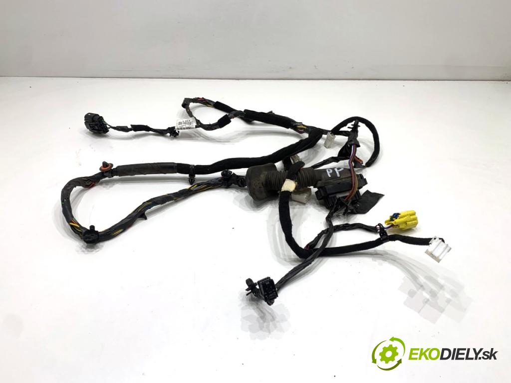 HYUNDAI i20 II liftback 2015 74 kW 1.4 1368 káblovačka dveře přední část pravý 91611-C8631