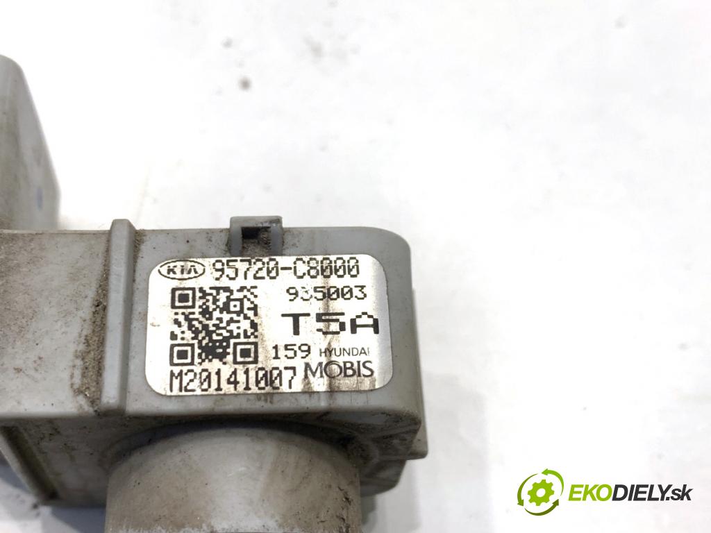 HYUNDAI i20 II liftback 2015 74 kW 1.4 1368 snímač PDC 95720-C8000