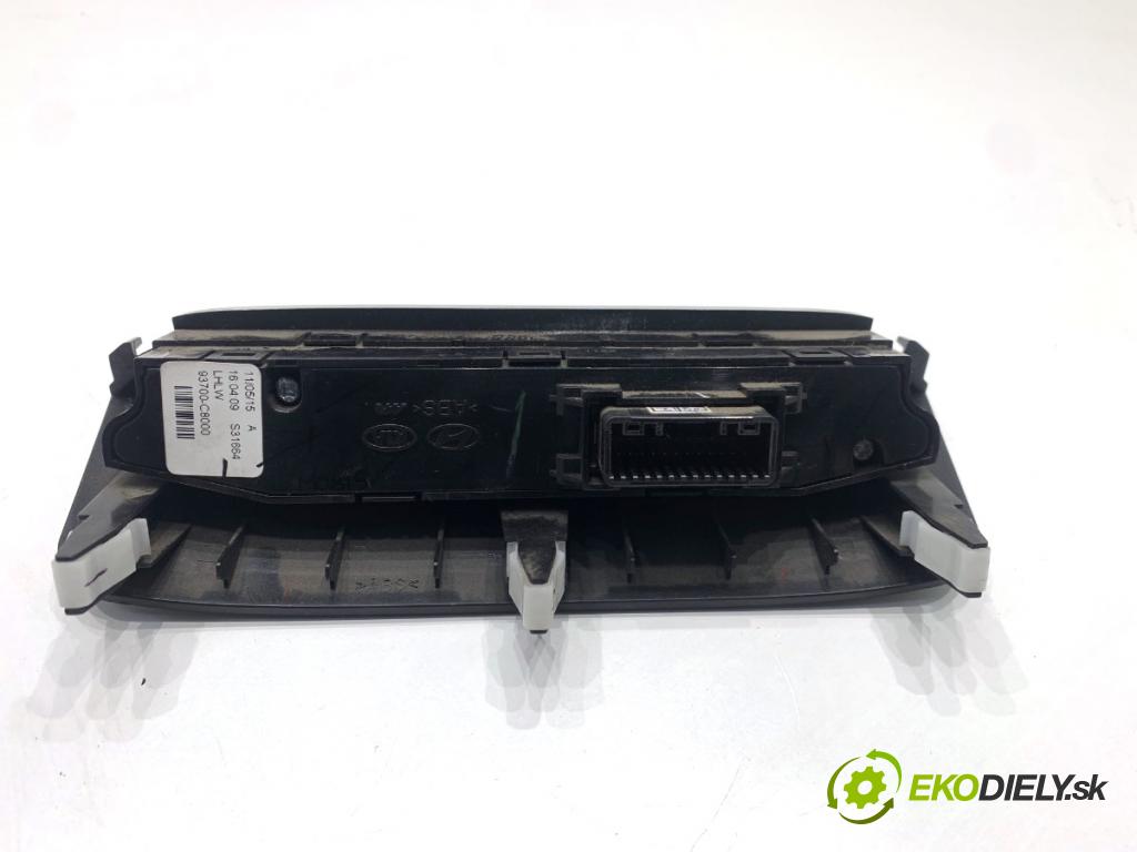 HYUNDAI i20 II liftback 2015 74 kW 1.4 1368 Prepínač ohrievania, vyhrievania sedačky 93700-C8000 (Prepínacie páčky pod volantom)