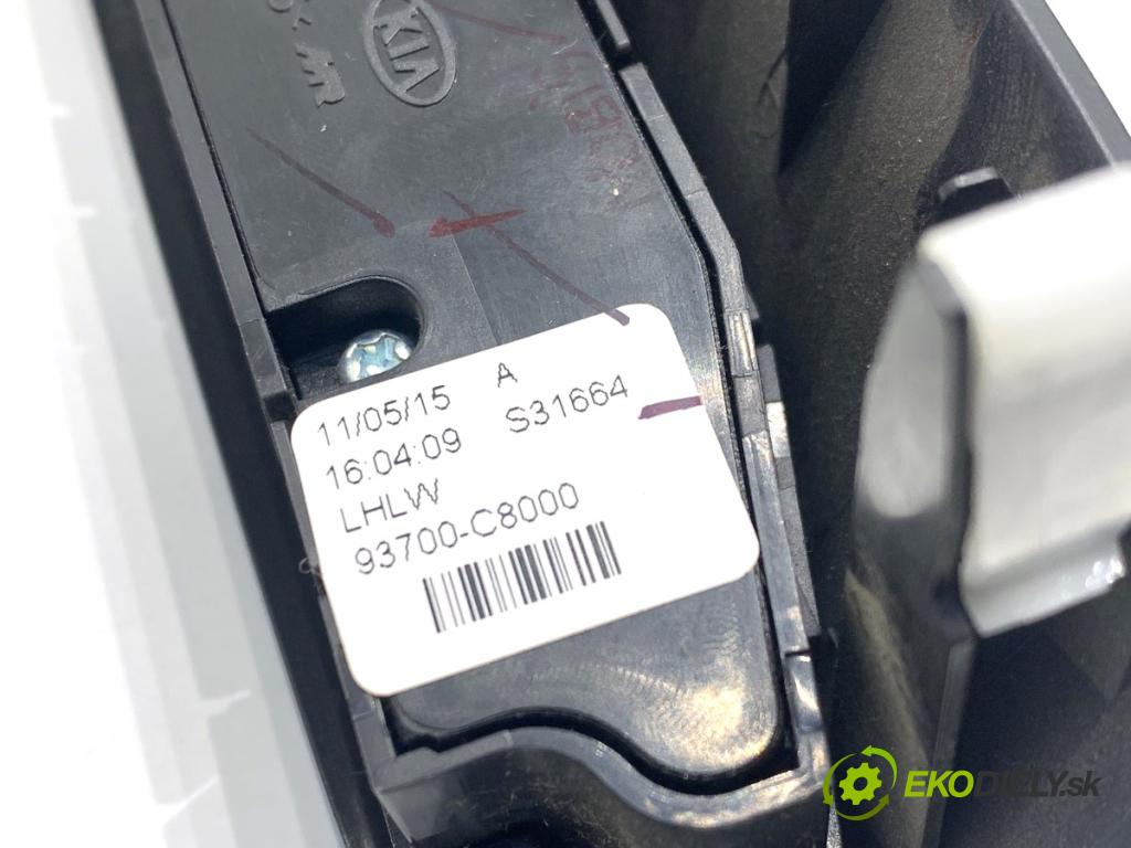 HYUNDAI i20 II liftback 2015 74 kW 1.4 1368 přepínač ohřívání sedačky 93700-C8000 (Páčky pod volantem)