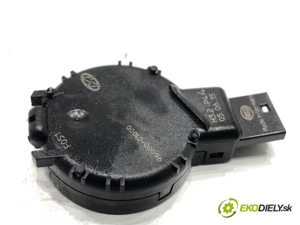 HYUNDAI i20 II liftback 2015 74 kW 1.4 1368 Snímač dažďa 96000-C1000 (Snímač dažďa)