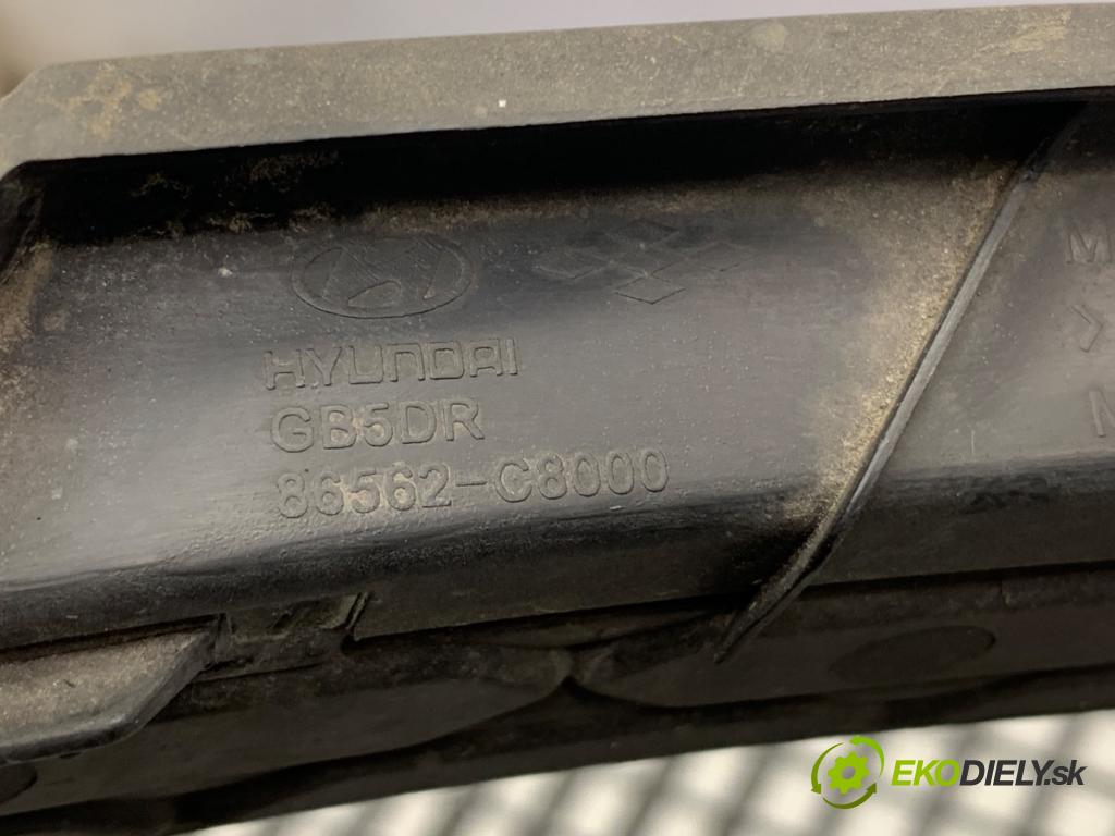 HYUNDAI i20 II liftback 2015 74 kW 1.4 1368 Mriežky nárazníka predný dolná 86562-C8000