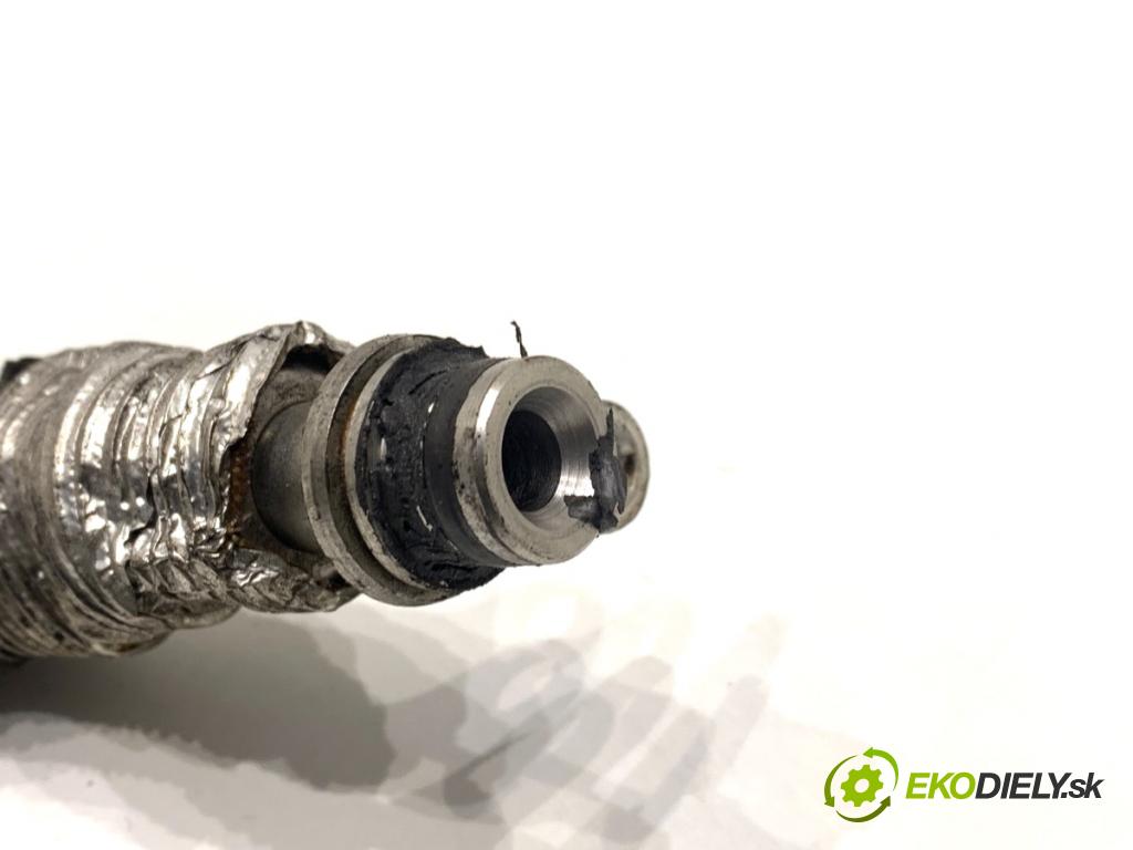 BMW E71 SUV 2008 225 kW xDrive 35 i 2979 rúrka turba 7558900 (Hadica turbodúchadla)