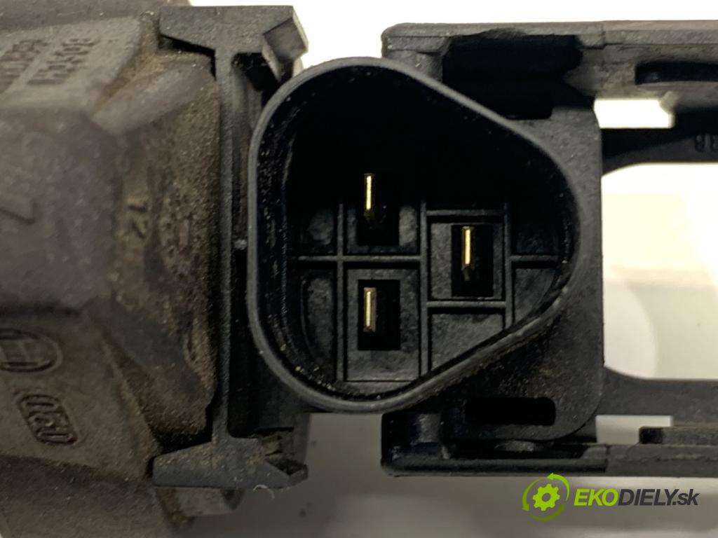 BMW E71 SUV 2008 225 kW xDrive 35 i 2979 Cievka zapaľovacia 7571643 (Zapaľovacia cievka)