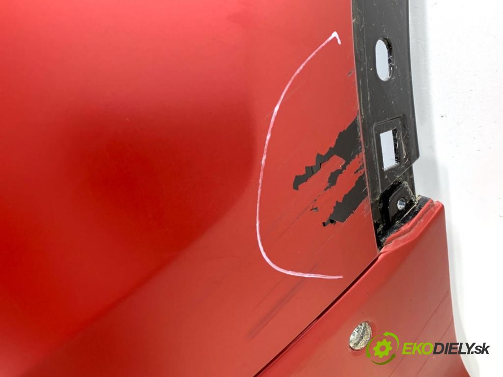 AUDI Q8 SUV 2018 210 kW 50 TDI Mild Hybrid quattro 2967 Nárazník zad  (Kľučka dverí ostatné)