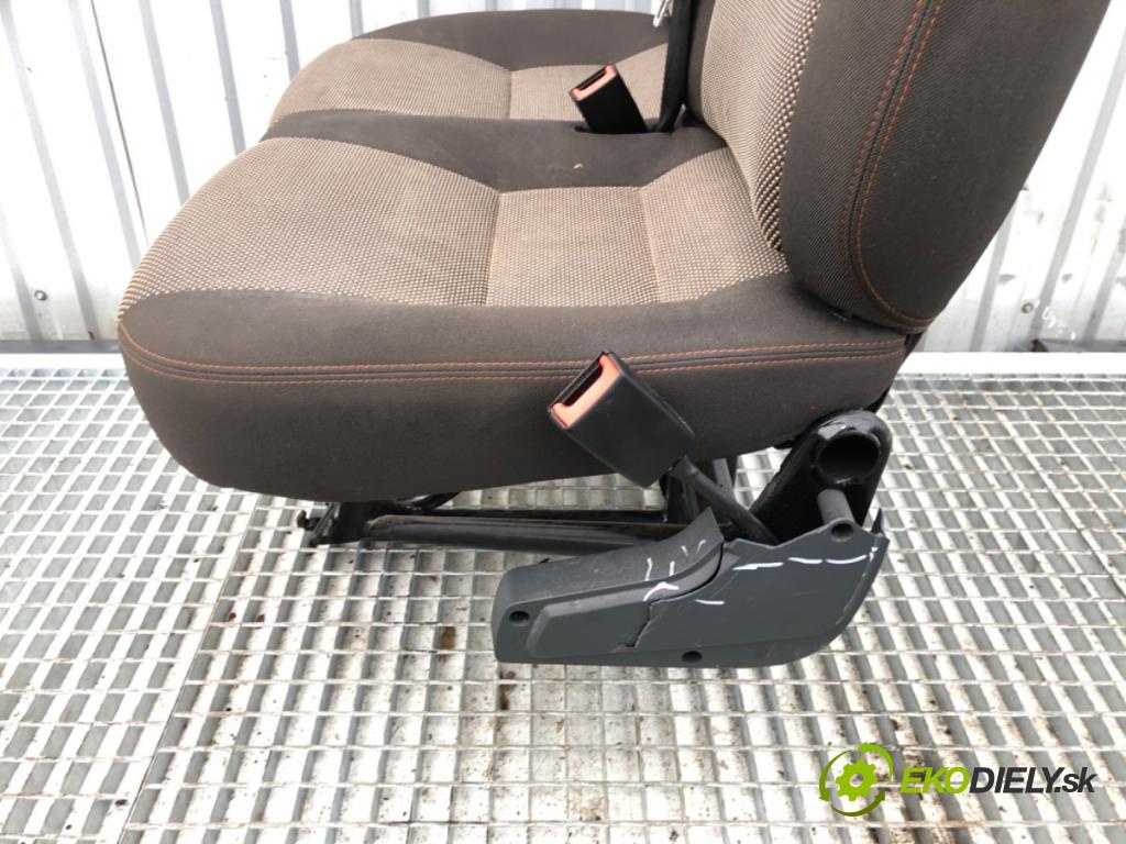 CITROEN JUMPER II Platforma / podwozie 2018 96 kW 2.0 BlueHDi 130 1997 Sedadlo pravy predný