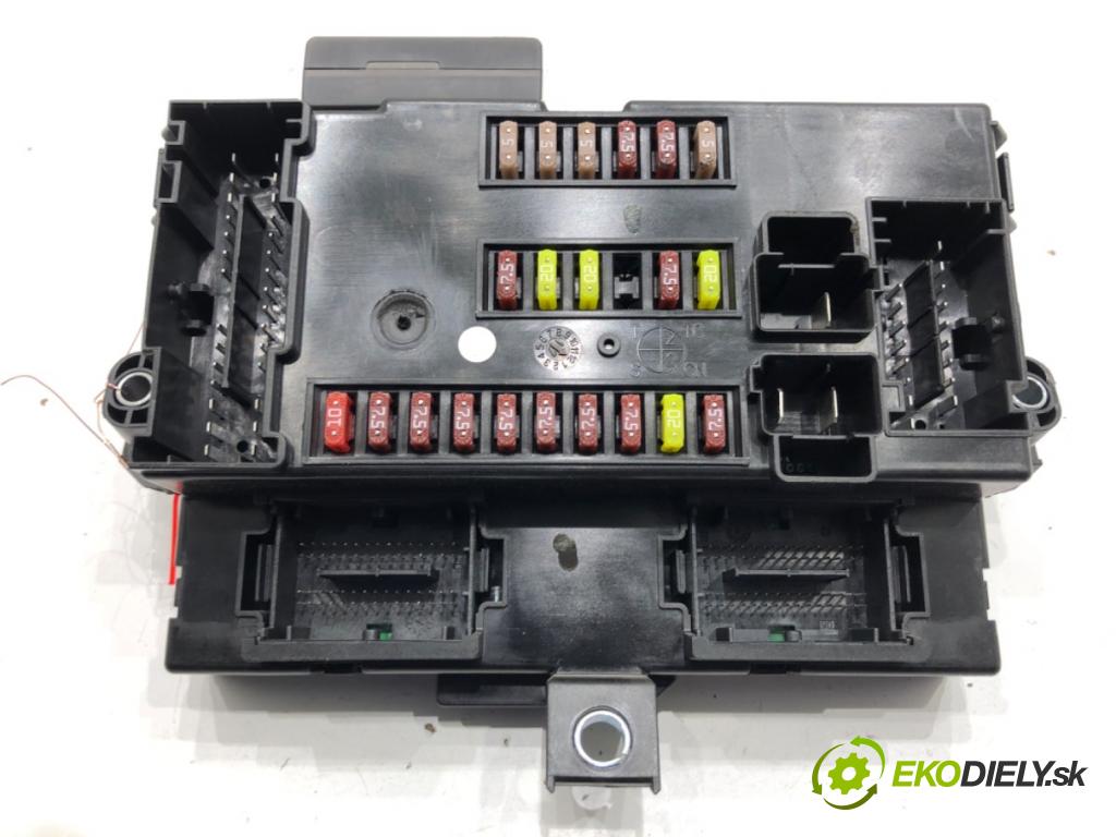 CITROEN JUMPER II Platforma / podwozie 2018 96 kW 2.0 BlueHDi 130 1997 skříňka poistková 1389975080 (Pojistková skříňka)