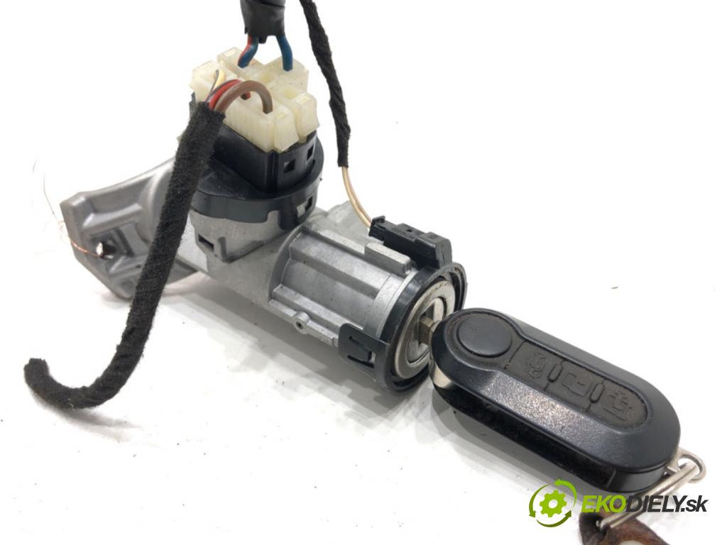 CITROEN JUMPER II Platforma / podwozie 2018 96 kW 2.0 BlueHDi 130 1997 spinačka  (Spínacia skrinka)