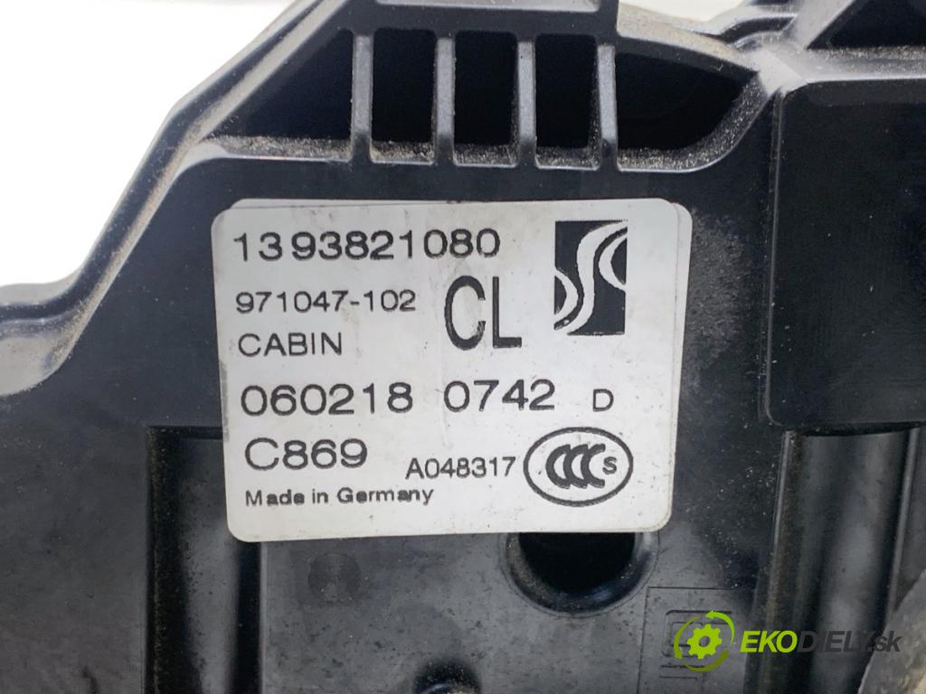 CITROEN JUMPER II Platforma / podwozie 2018 96 kW 2.0 BlueHDi 130 1997 zámok Dvere ľavy predný 1393821080