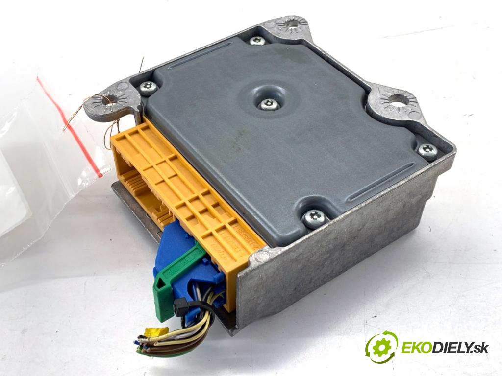 FIAT BRAVO II liftback 2009 88 kW 1.4 T-Jet (198AXG1B) 1368 senzor airbag 51851217 (Snímač)