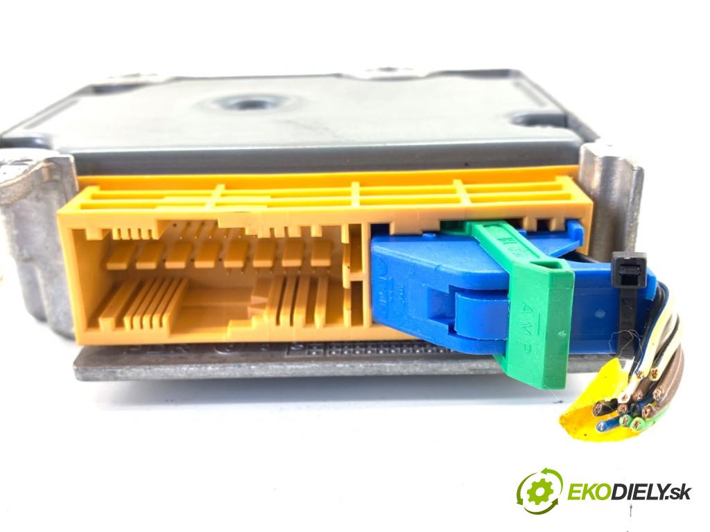 FIAT BRAVO II liftback 2009 88 kW 1.4 T-Jet (198AXG1B) 1368 senzor airbag 51851217 (Snímač)