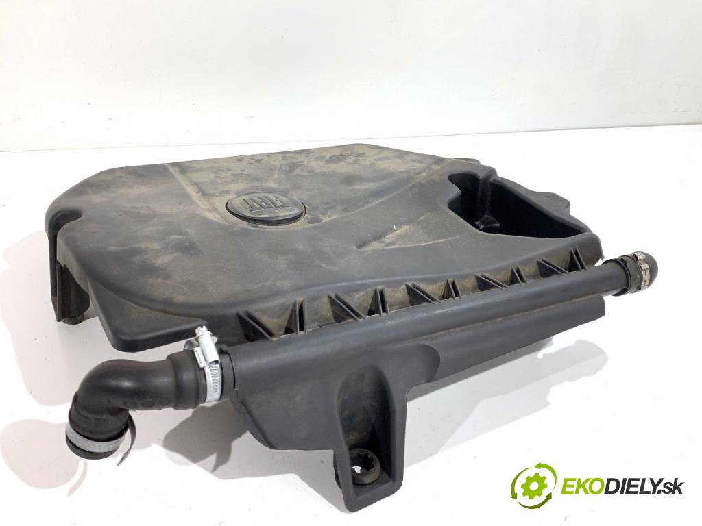 FIAT BRAVO II liftback 2009 88 kW 1.4 T-Jet (198AXG1B) 1368 Kryt Motor  (Kryt motora)