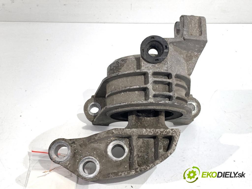 FIAT BRAVO II liftback 2009 88 kW 1.4 T-Jet (198AXG1B) 1368 AirBag Motor ľavy 