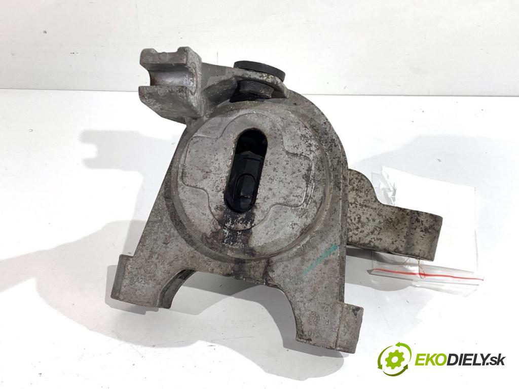 FIAT BRAVO II liftback 2009 88 kW 1.4 T-Jet (198AXG1B) 1368 AirBag Motor ľavy