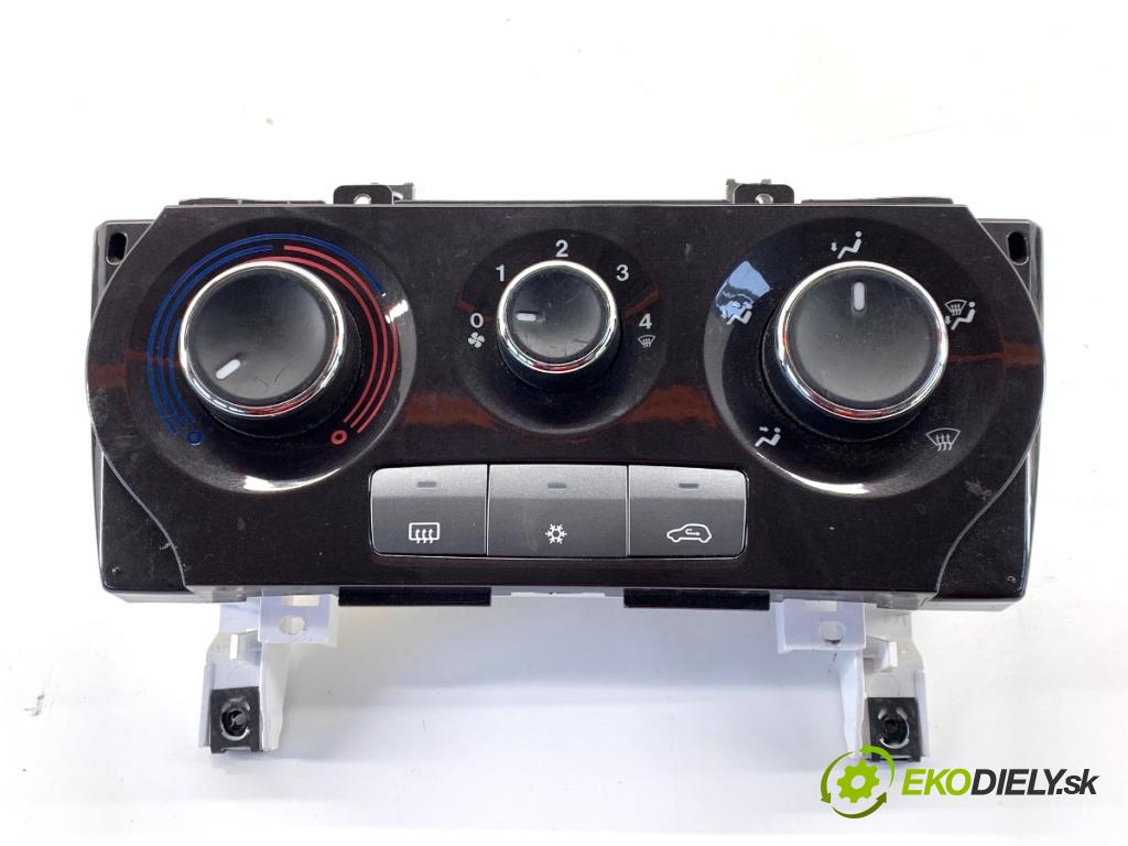 FIAT BRAVO II liftback 2009 88 kW 1.4 T-Jet (198AXG1B) 1368 Panel ovládania kúrenia 5G7846100 (Prepínacie páčky pod volantom)