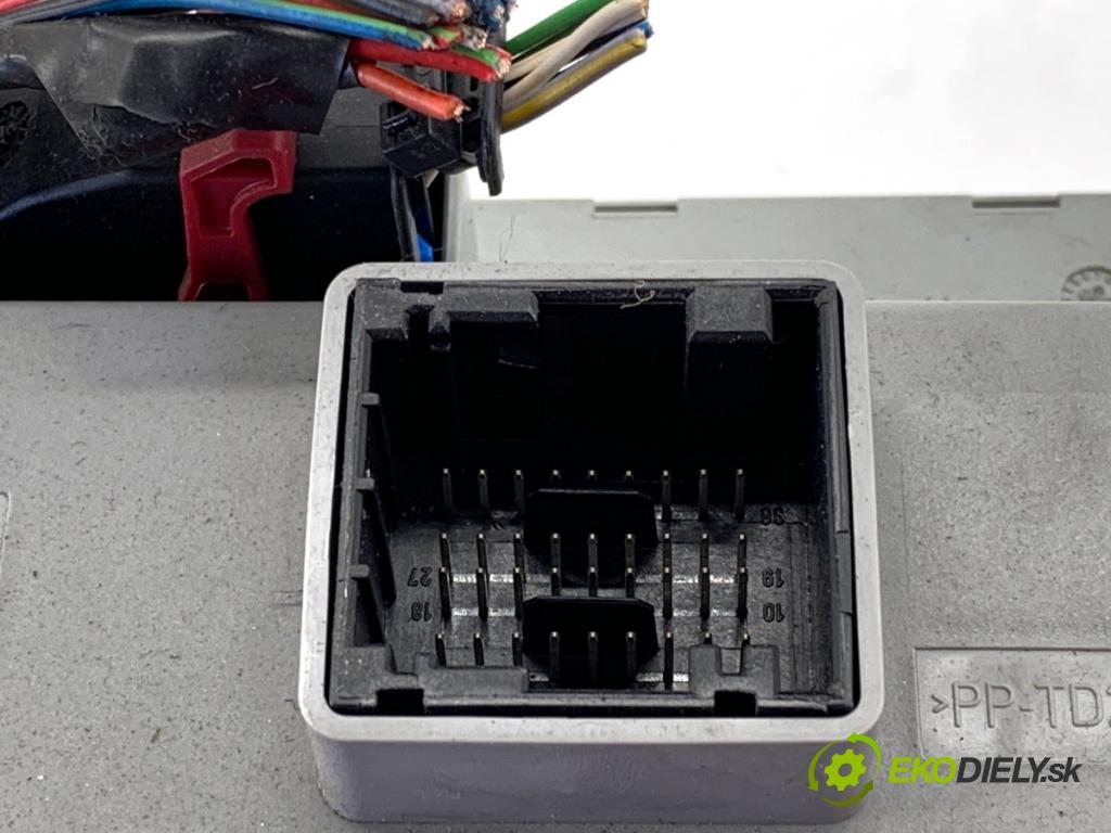 FIAT BRAVO II liftback 2009 88 kW 1.4 T-Jet (198AXG1B) 1368 Modul BSI  (Poistková skrinka)