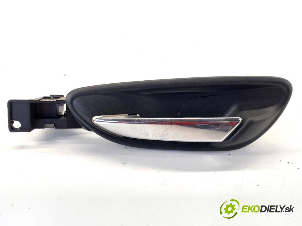 FIAT BRAVO II liftback 2009 88 kW 1.4 T-Jet (198AXG1B) 1368 Kľučka vnútorná ľavy zad 