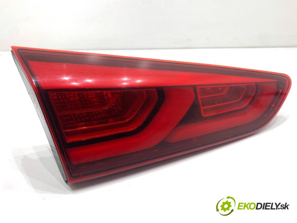 HYUNDAI i20 II liftback 2015 74 kW 1.4 1368 Svetlo zad ľavá strana vnútorná 92403C8100 (Kľučka dverí ostatné)