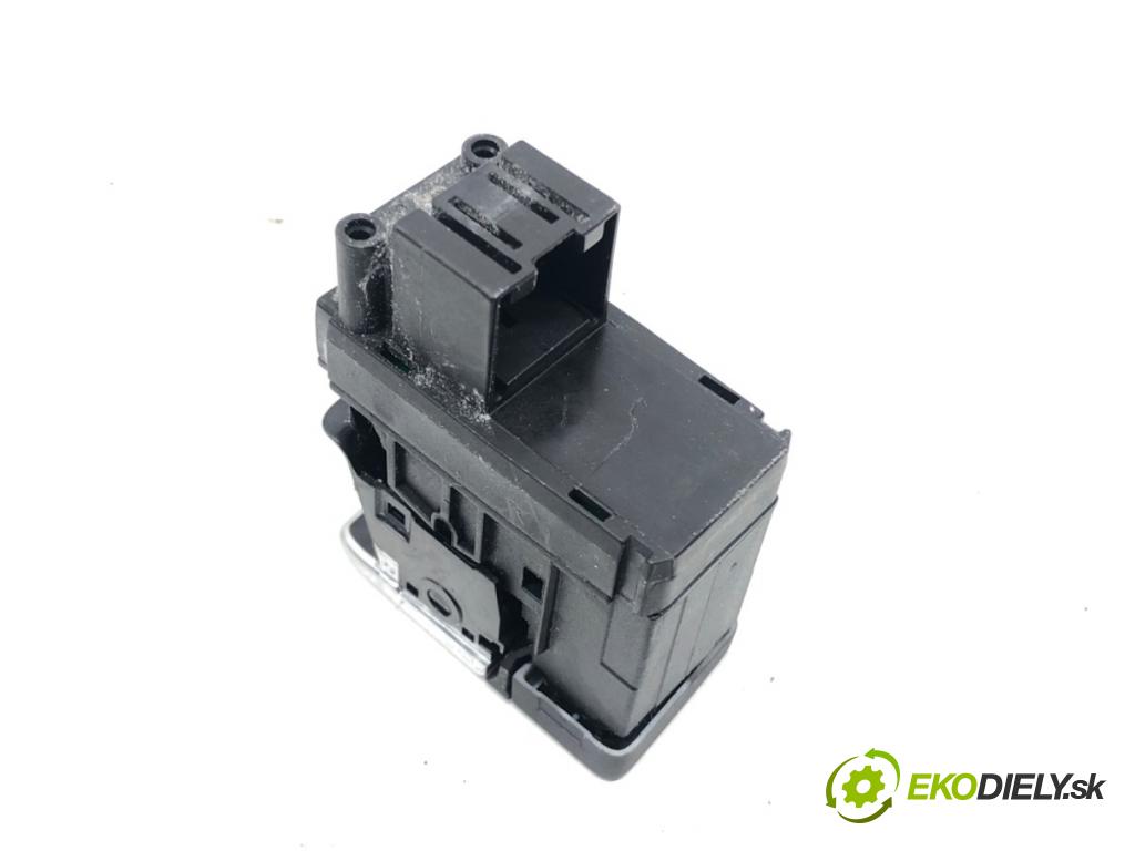 AUDI A7 4G liftback 2015 412 kW RS7 quattro 3993 Spínač brzdy ručnej brzdy 4G1927225B (Prepínacie páčky pod volantom)