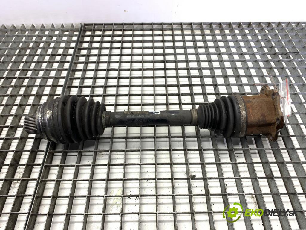 AUDI A7 4G liftback 2015 412 kW RS7 quattro 3993 Poloos pravy predný 4G0407271F