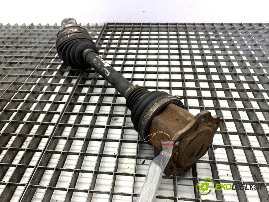 AUDI A7 4G liftback 2015 412 kW RS7 quattro 3993 Poloos pravy predný 4G0407271F