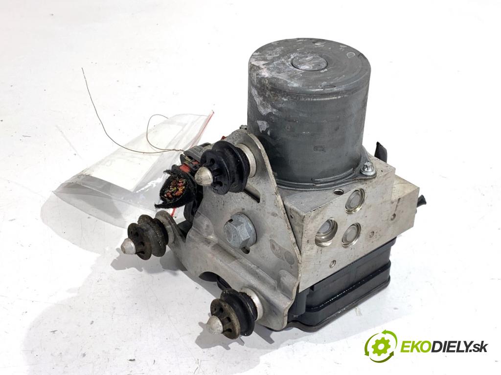 AUDI A7 4G liftback 2015 412 kW RS7 quattro 3993 Pumpa ABS 4G0614517AM (Pumpa ABS)