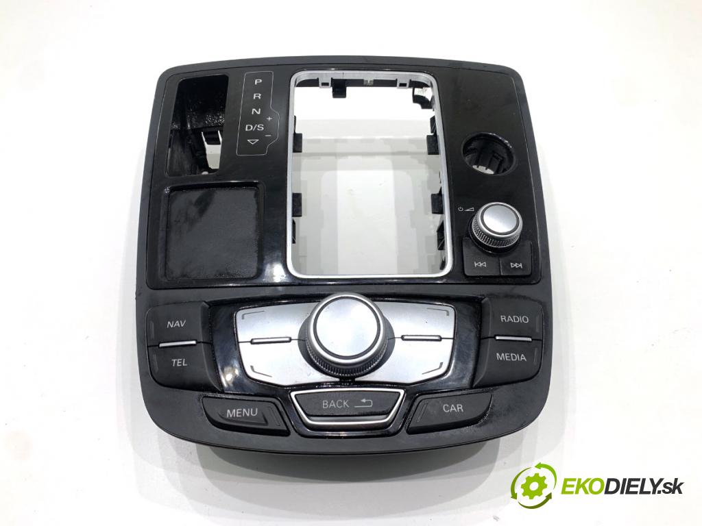 AUDI A7 4G liftback 2015 412 kW RS7 quattro 3993 Panel ovládania radia 4G1919610F (Prepínacie páčky pod volantom)