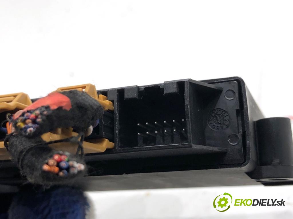 AUDI A7 4G liftback 2015 412 kW RS7 quattro 3993 Modul PDC 4G0919475G (Riadiaca jednotka ostatné)