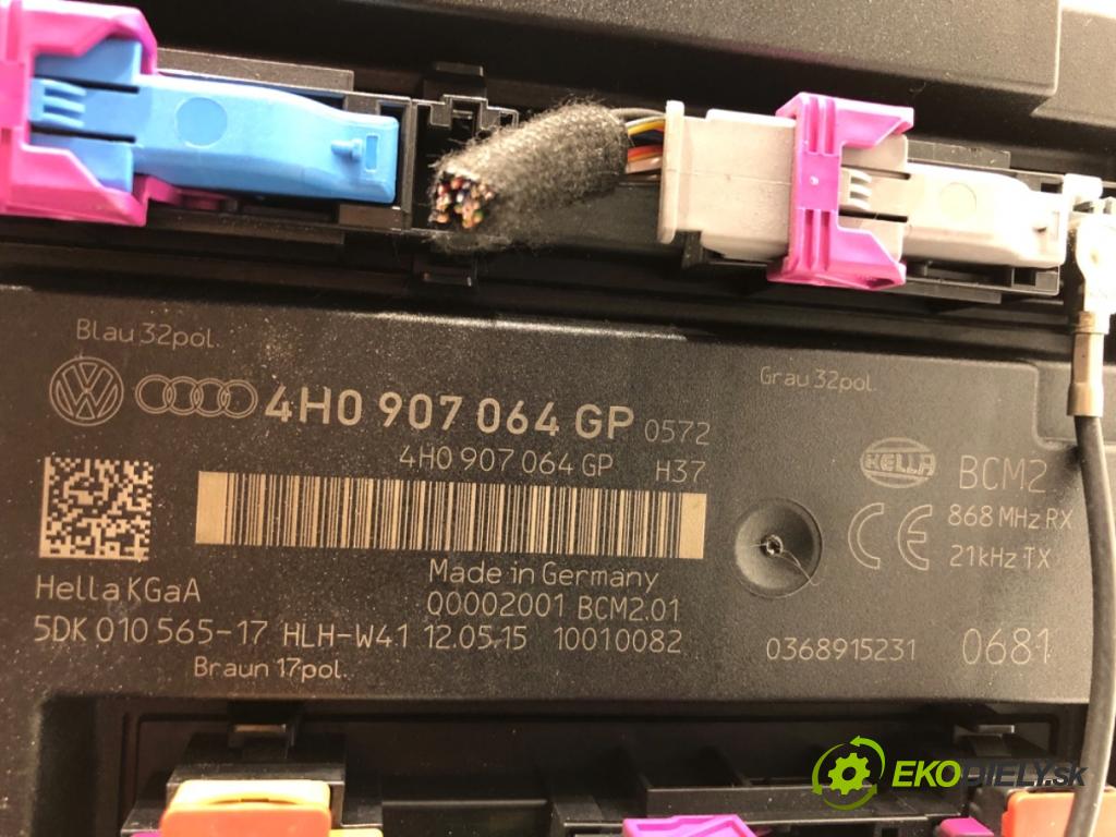 AUDI A7 4G liftback 2015 412 kW RS7 quattro 3993 Modul komfortu 4H0907064GP (Modul komfortu)