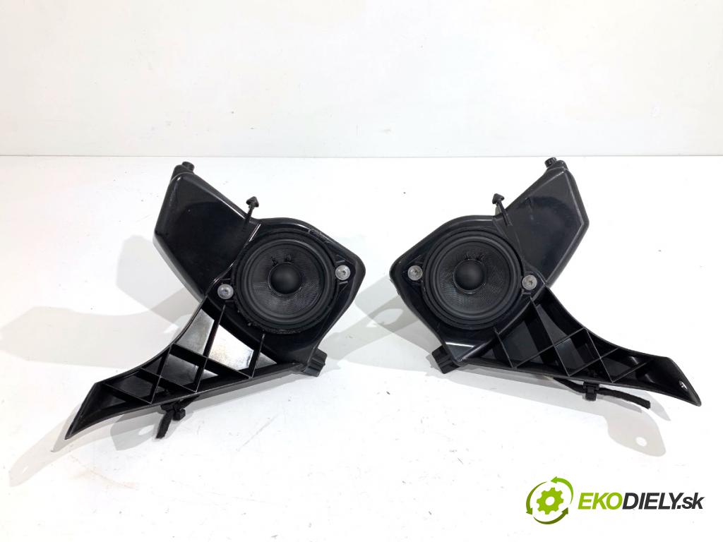 AUDI A7 4G liftback 2015 412 kW RS7 quattro 3993 reproduktory 4G8035300 4G8035301