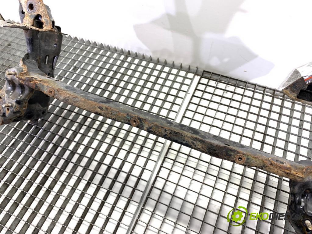 AUDI A7 4G liftback 2015 412 kW RS7 quattro 3993 výztuha pod motor  (Přední výztuha)