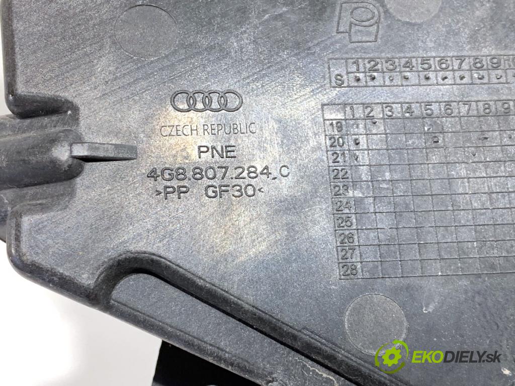 AUDI A7 4G liftback 2015 412 kW RS7 quattro 3993 úchyt nárazníka pravý přední část 4G8807284C
