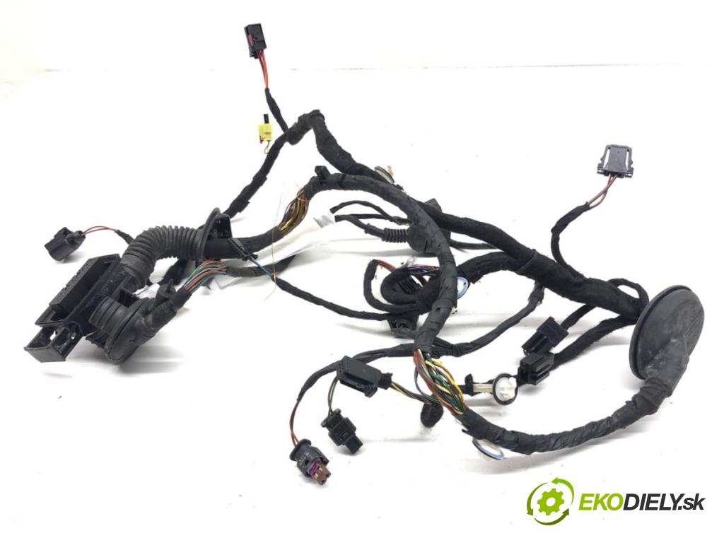 AUDI A7 4G liftback 2015 412 kW RS7 quattro 3993 káblovačka dveře přední část levý 4G8971029FE