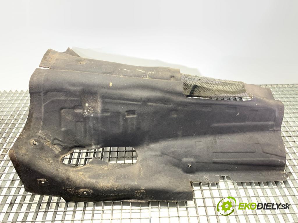 AUDI A7 4G liftback 2015 412 kW RS7 quattro 3993 clona termický 4G0803979J