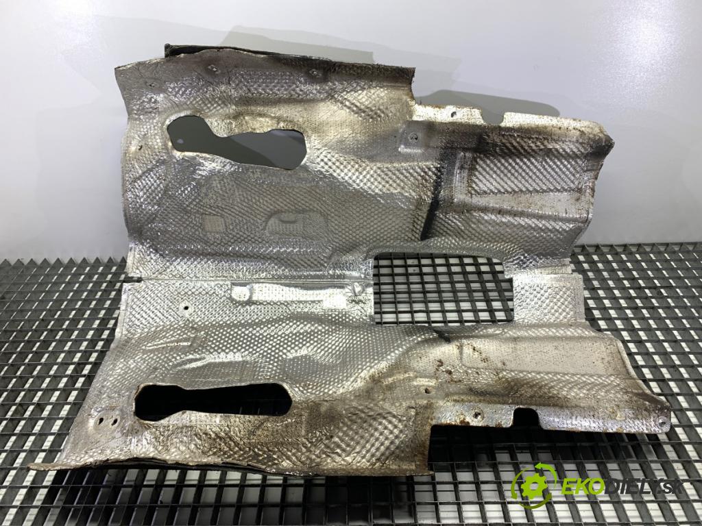 AUDI A7 4G liftback 2015 412 kW RS7 quattro 3993 Clona termický 4G0803979J