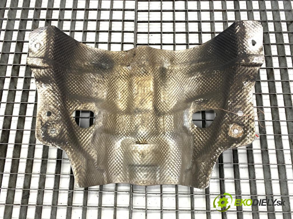 AUDI A7 4G liftback 2015 412 kW RS7 quattro 3993 clona termický 4G0521443