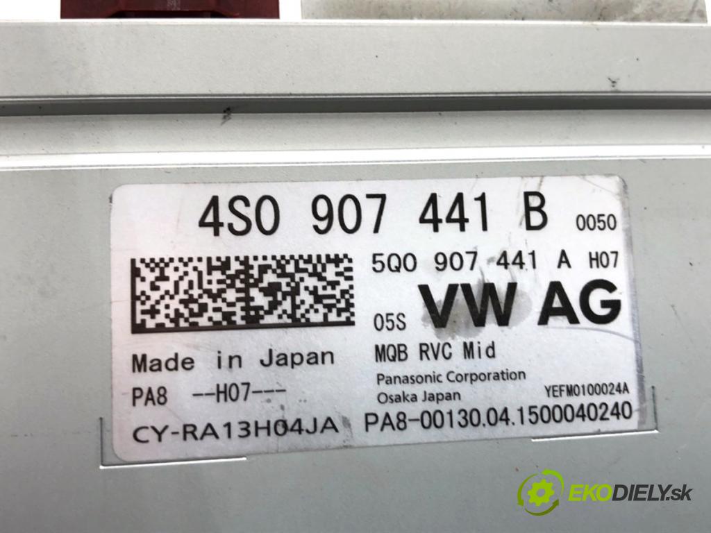 AUDI A7 4G liftback 2015 412 kW RS7 quattro 3993 modul KAMERY 4S0907441B