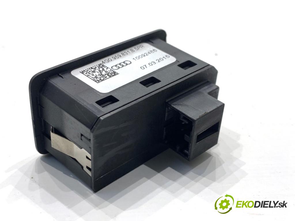 AUDI A7 4G liftback 2015 412 kW RS7 quattro 3993 Prepínač otvárania dverí 4G0959831B (Prepínacie páčky pod volantom)