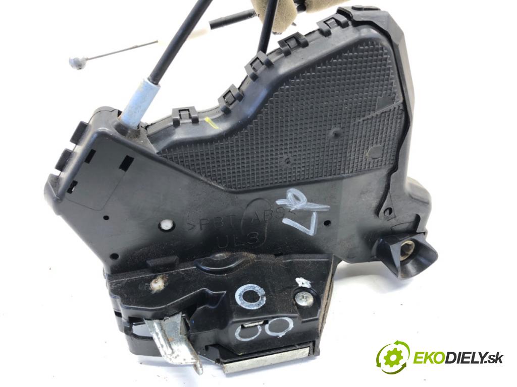 HONDA CIVIC IX sedan 2015 104 kW 1.8 (FB2) 1799 zámok Dvere ľavy predný