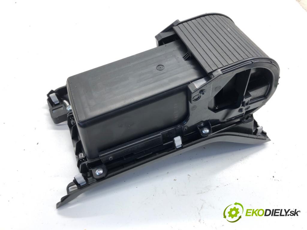 HONDA CIVIC IX sedan 2015 104 kW 1.8 (FB2) 1799 držák na nápoje 83420-TR0-G0-20 (Držák nápojů)