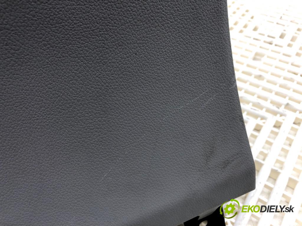 HONDA CIVIC IX sedan 2015 104 kW 1.8 (FB2) 1799 Priehradka, kastlík spolujazdca  (Priehradka (kastlík))