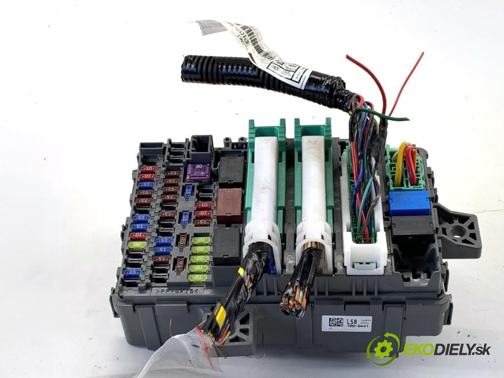 HONDA CIVIC IX sedan 2015 104 kW 1.8 (FB2) 1799 Modul BSI TRO-G441 (Poistková skrinka)