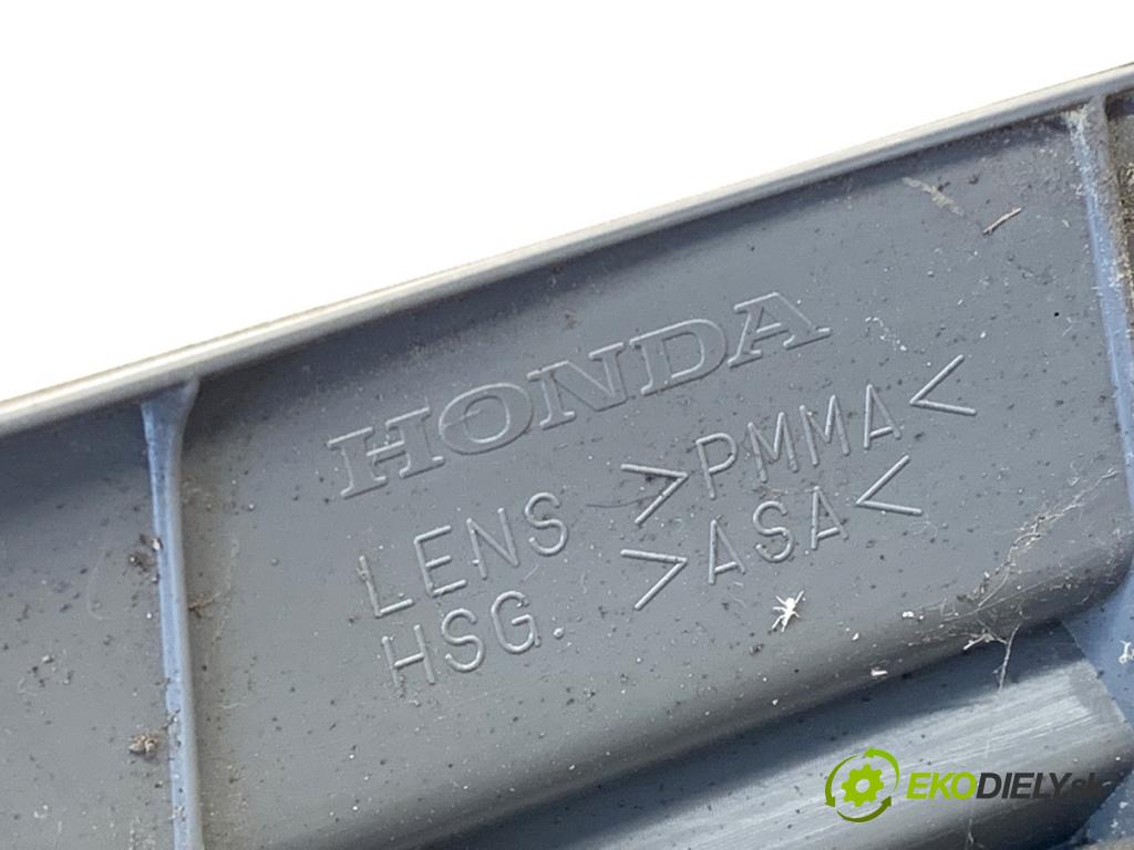 HONDA CIVIC IX sedan 2015 104 kW 1.8 (FB2) 1799 Svetlo ľavy zad
