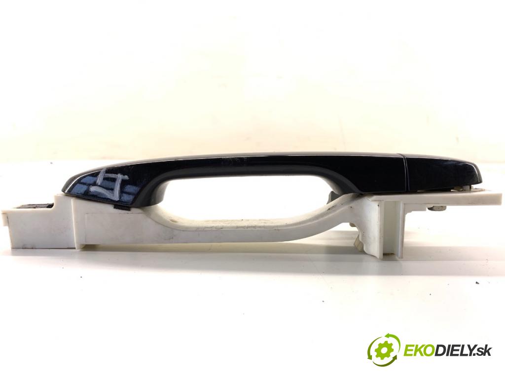 HONDA CIVIC IX sedan 2015 104 kW 1.8 (FB2) 1799 klika vnejší levý zadní část