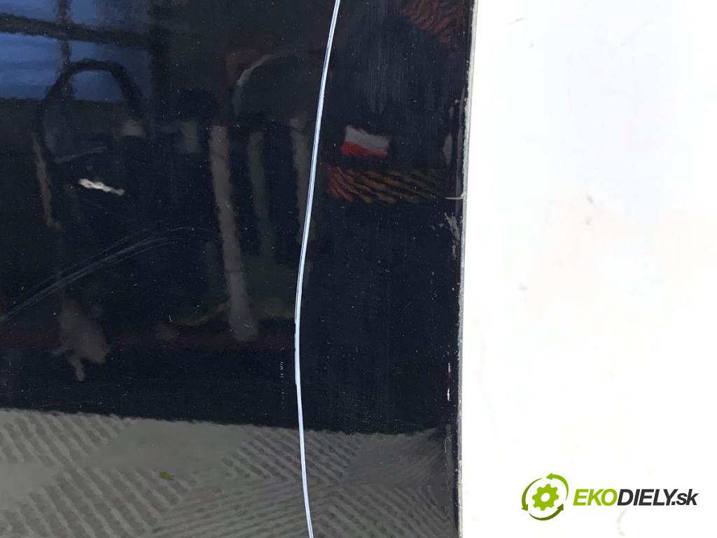 HONDA CIVIC IX sedan 2015 104 kW 1.8 (FB2) 1799 dveře levý přední část