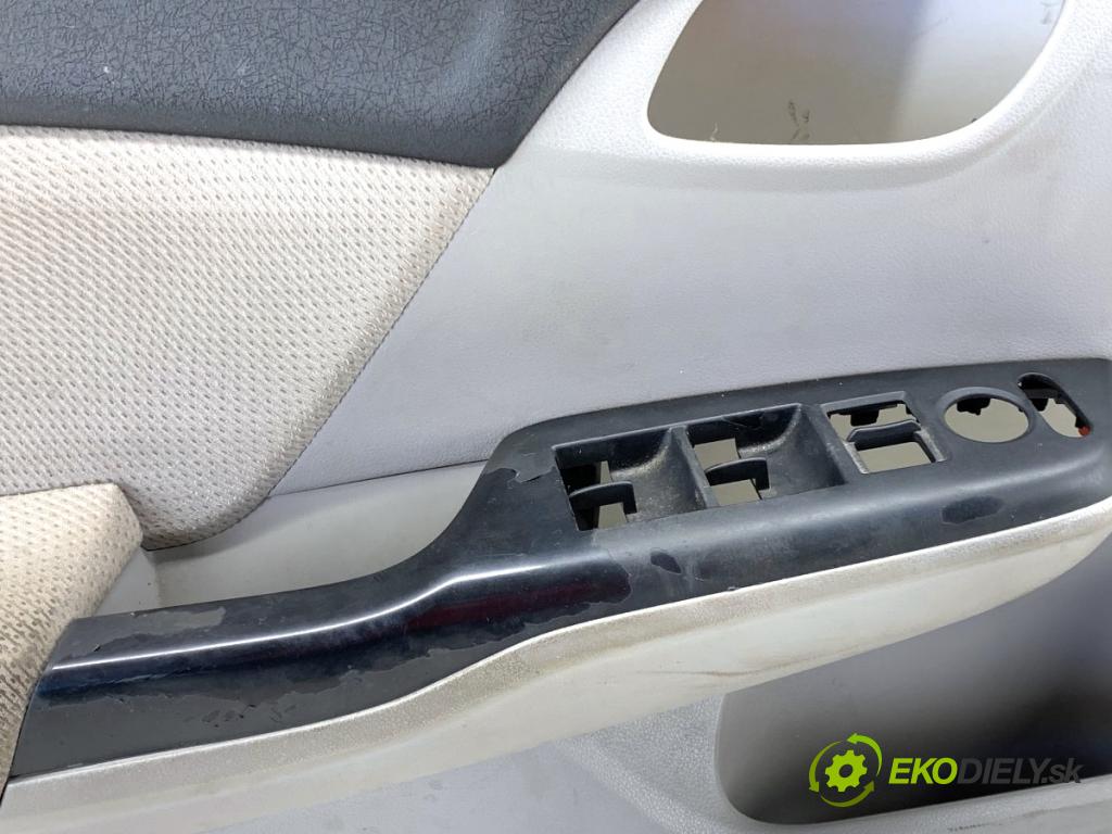 HONDA CIVIC IX sedan 2015 104 kW 1.8 (FB2) 1799 ča dveře levý přední část