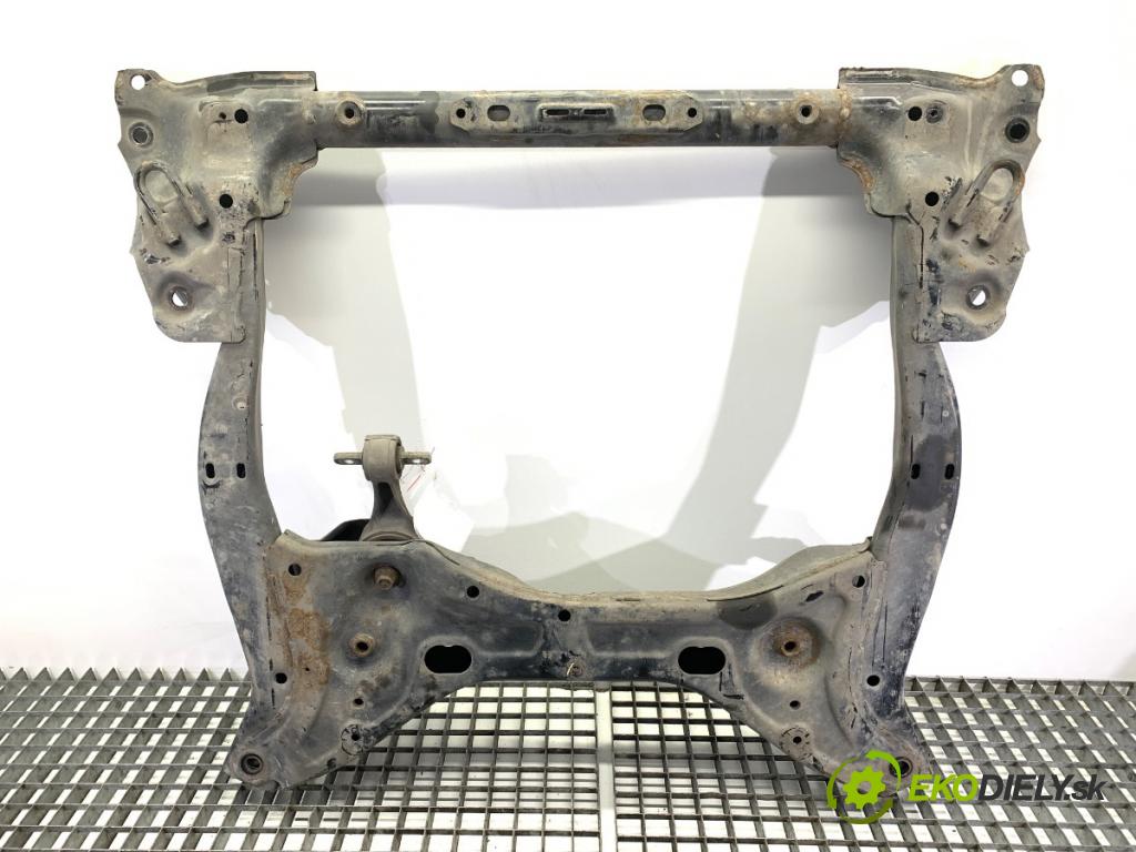 HONDA CIVIC IX sedan 2015 104 kW 1.8 (FB2) 1799 výztuha pod motor  (Přední výztuha)