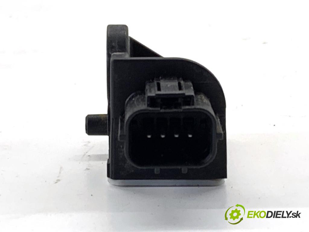 HONDA CIVIC IX sedan 2015 104 kW 1.8 (FB2) 1799 Snímač nárazu 77970-TR0-A111-M1 (Snímač nárazu)